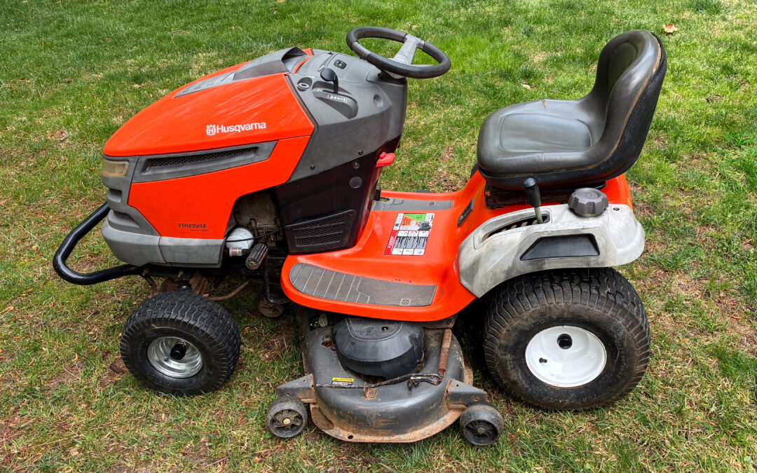 Husqvarna YTH2348 48″ Riding Mower